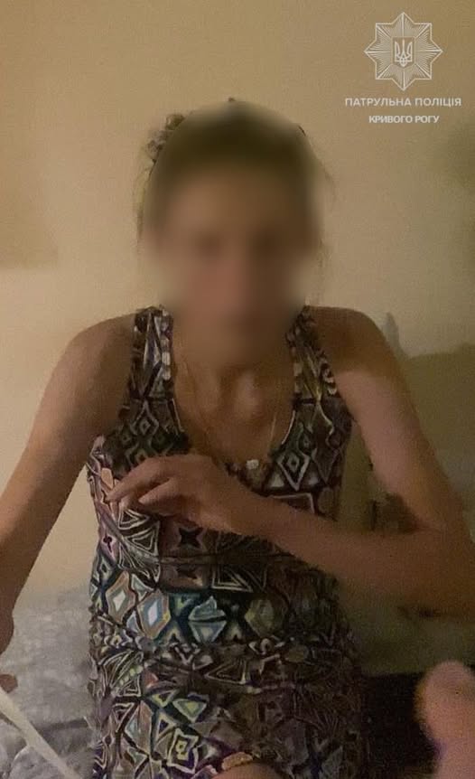 На Дніпропетровщині п'яна мати викликала поліцію на 8-річного сина