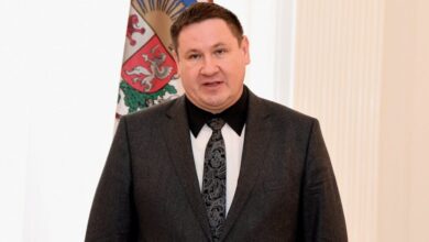 Егілс Хелманіс