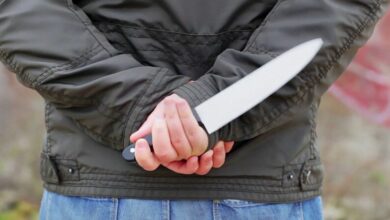 У Дніпрі двоє малолітніх хлопців з ножами залякують мешканців житломасиву (Відео)