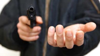 У місті на Дніпропетровщині судитимуть чоловіка, який намагався застрелити підлітка, бо той не дав йому кофту
