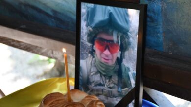На Дніпропетровщині за рік після смерті поховали військового, який загинув у першому бою