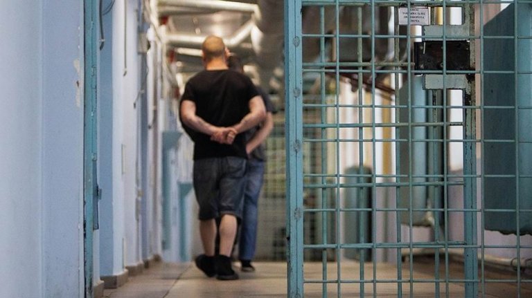 На Дніпропетровщині через мобілізацію ув'язнених зупинили майже 600 кримінальних справ