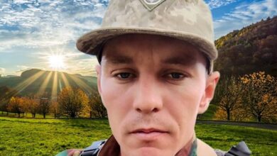 На Дніпропетровщині посмертно нагородили військового, який тиждень вів бій з пораненням