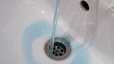 У Кам'янському з кранів замість води тече антифриз (Відео)
