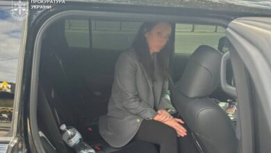 У Дніпрі жінка за 1000 доларів змінювала військовозобов’язаним місце прописки без перевірки ТЦК