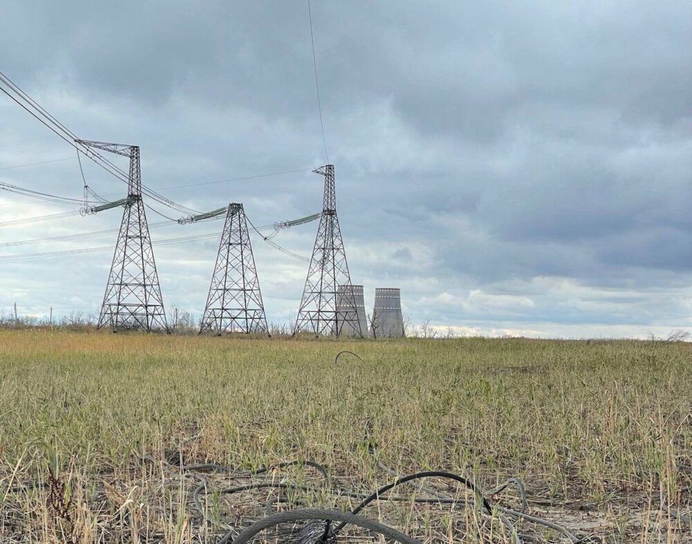 Запорізька АЕС вийшла з блекауту після російських обстрілів