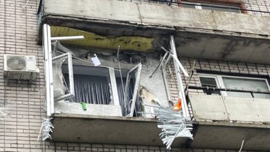 У мережі показали наслідки російської атаки по багатоповерхівці на Дніпропетровщині (Відео)