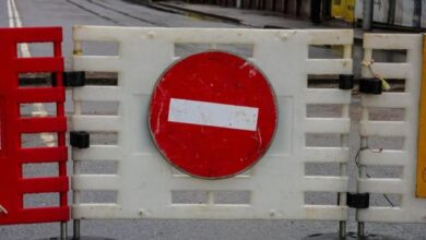 У Кривому Розі посеред дороги збили водія, який сідав за кермо автомобіля (Фото)