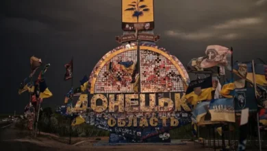 Російські окупанти ледь не зруйнували КАБом легендарну Донецьку стелу (Відео)
