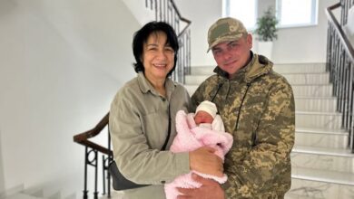 У Кривому Розі народила 52-річна військова, яка служила до 8 місяця вагітності (Фото)