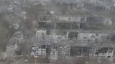 Військові показали, який вигляд має знищений російськими окупантами Мирноград (Відео)