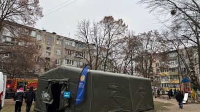 Армія РФ атакувала "шахедом" багатоповерхівку у Чернігові: є жертва (Відео)