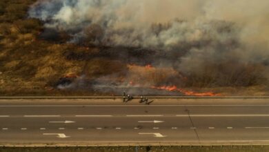 У мережі показали фото з траси Харкова, де армія РФ скинула КАБ на автомобілі (Фото)