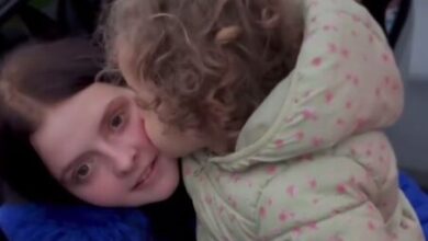 Дівчині з Кривого Рогу, яка народила від турка у 15 років, повернули дитину (Відео)