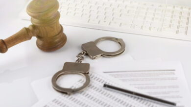 У Дніпрі виправдали колишнього прокурора, який вимагав понад 60 тис грн за закриття кримінальної справи