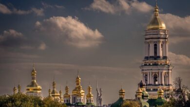 РФ обстріляла Києво-Печерську лавру: монастир постраждав від війни вперше з часів Другої світової (Відео та фото)
