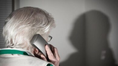 В Україні шахраї пропонують пенсіонерам "зберегти" пенсію, а натомість обкрадають: якою є схема аферистів