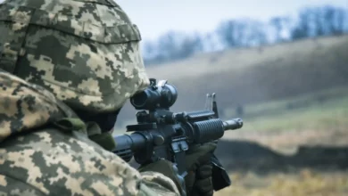 На Харківщині ЗСУ показали, як 50 росіян намагалися штурмувати українські позиції через газопровід, а натомість стали добривом (Відео)