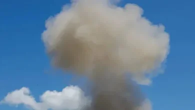 У Дніпрі лунають вибухи: загроза зберігається
