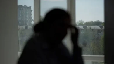 У Запоріжжі жінка викинула з вікна 8-річну доньку і стрибнула за нею