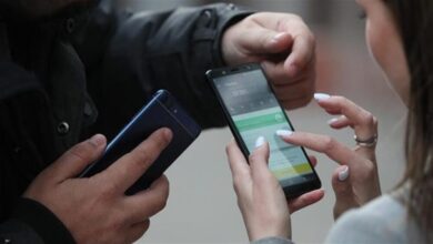 У Дніпрі чоловік попрохав у знайомої телефон, щоб терміново подзвонити, і вкрав його (Фото)