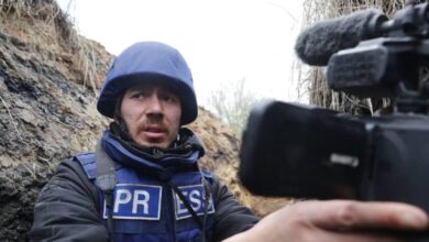 Президент нагородив орденом "За мужність" журналіста, який врятував з пошкодженого російським обстрілом будинку на Київщині 4-річну дівчинку (Фото)