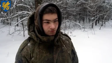 На Харківщині військовий ЗСУ взяв у полон російського солдата, який виявився його односельцем із Запоріжжя (Відео)