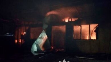 На Дніпропетровщині троє чоловіків влаштували підпал магазину і мікроавтобусу "у стилі 90-х" (Фото)