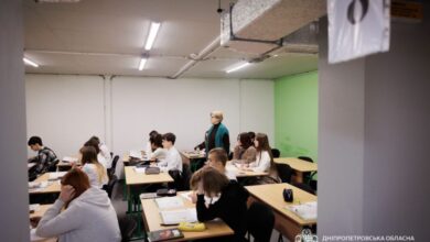 У місті на Дніпропетровщині показали підземну школу, яку звели на глибині 3 поверху (Фото)