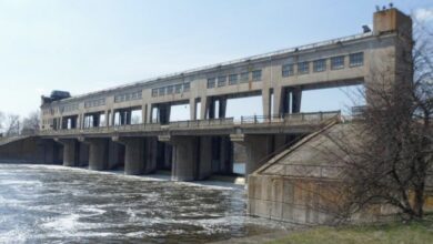 Донеччина може залишитися без води: російські окупанти зруйнували греблю на Сіверському Дінці (Фото)