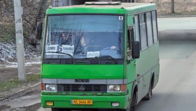 На Дніпропетровщині два дні поспіль ламається автобус, який давно час замінити: влада ігнорує проблему