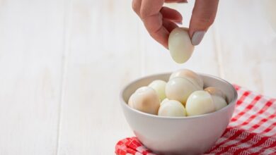 12 лайфхаків, як легко зварити і почистити яйця (Фото)