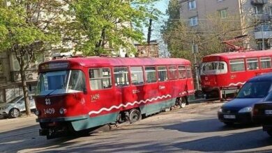 У Дніпрі трамвай зійшов з рейок