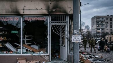 У прифронтовому селищі Дніпропетровщини, яке росіяни стирають КАБами, скаржаться на мародерство (Фото)