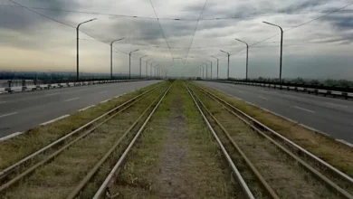 У Дніпрі чоловік намагався стрибнути з мосту: як його врятували і до чого тут сила соцмереж (Фото)