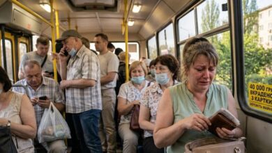 У Дніпрі крадіжка телефона у маршрутці коштувала жінці 40 тис. грн: що сталося (Фото) 