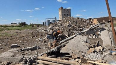 Волонтери розповіли, що було найстрашнішим на місці знищеного будинку на Дніпропетровщині, де російська ракета вбила родину з 10 людей (Фото)
