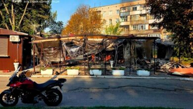 На Дніпропетровщині упродовж дня росіяни обстрілювали цивільну інфраструктуру: пошкоджено житлові будинки та магазини (Фото)
