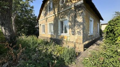 У місті на Дніпропетровщині продають "зірковий" двоповерховий будинок, де 70 років тому знімали фільм (Фото)