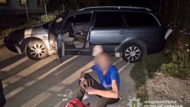 У Дніпрі стовп завадив п'яному чоловіку вкрасти чужий автомобіль (Фото)