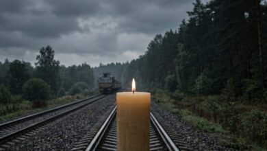 На Київщині показали наслідки російського обстрілу станції "Квітнева": загинуло 8 людей (Відео та Фото)