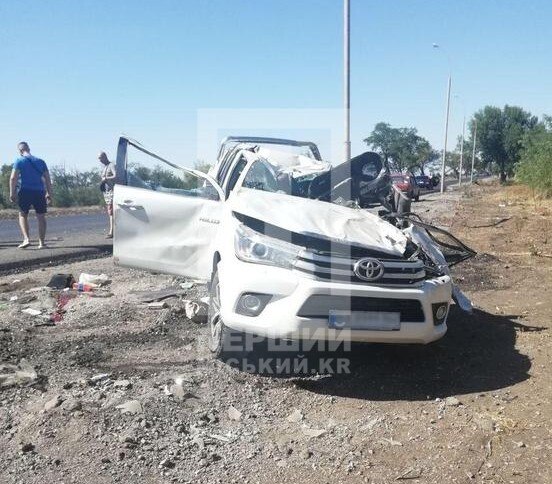 На Дніпропетровщині судили водія, який вбив у ДТП чоловіка та жінку і залишив сиротою їхнього 9-річного сина (Фото)