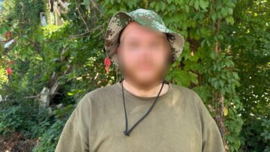 Прикордонники врятували чоловіка з Дніпропетровщини, який збирався втекти з України і заблукав у лісі на декілька днів (Відео та Фото)