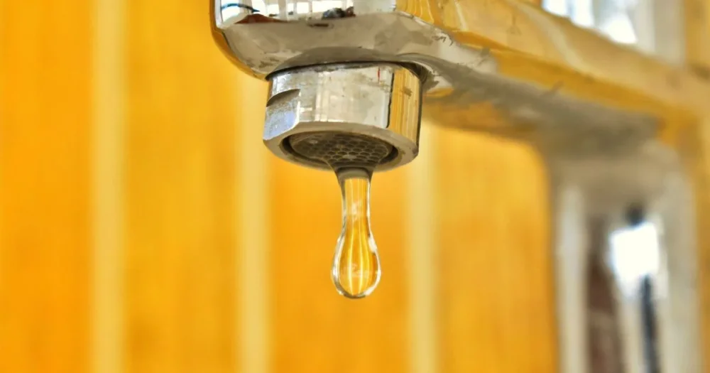 У Дніпрі великий житловий масив залишився без води через аварію