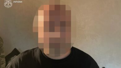 У Дніпрі директор комунального підприємства працевлаштував щонайменше 4 людей і отримав за них 1,7 млн грн зарплати (Фото)