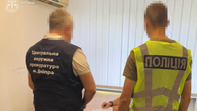 У Дніпрі директор КП намагався заробити 1 млн грн на закупівлі тренажерів (Фото)