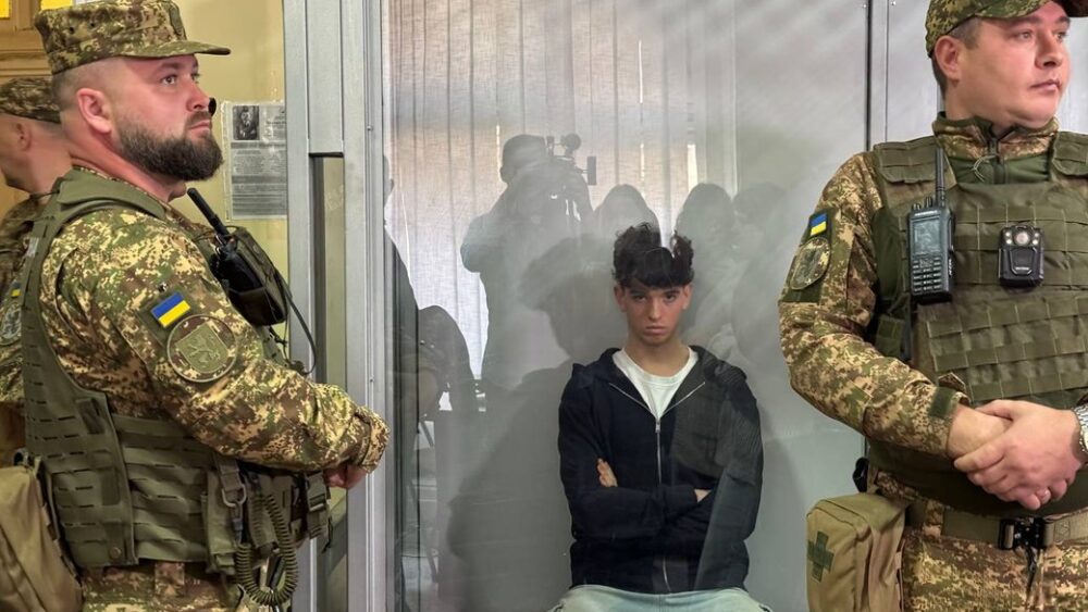 Провину не визнав: у Львові винесли вирок 20-річному хлопцю з Дніпра, якого обвинувачували у вбивстві мовознавиці Ірини Фаріон (Відео)