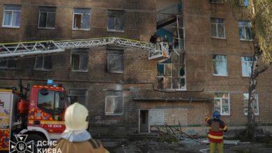 У Києві показали мить і наслідки російського удару по школі, де перебували діти (Відео та Фото)